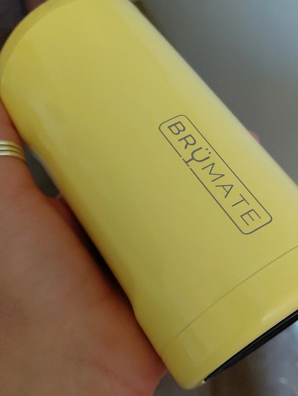 BrüMate Daisy Yellow Hopsulator